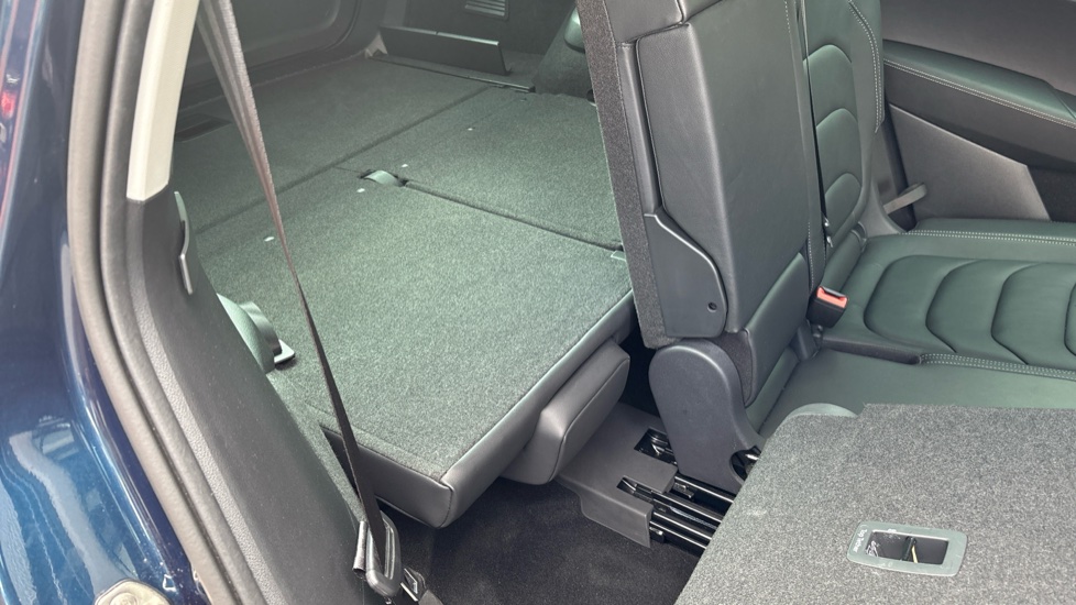Skoda Kodiaq 1.5 TSI SE L Executive 5dr DSG [7 Seat] Petrol Estate - Image 31