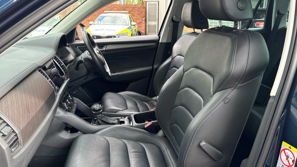 Skoda Kodiaq 1.5 TSI SE L Executive 5dr DSG [7 Seat] Petrol Estate - Image 47