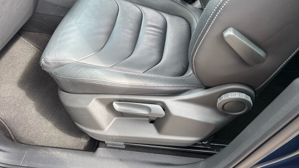 Skoda Kodiaq 1.5 TSI SE L Executive 5dr DSG [7 Seat] Petrol Estate - Image 48