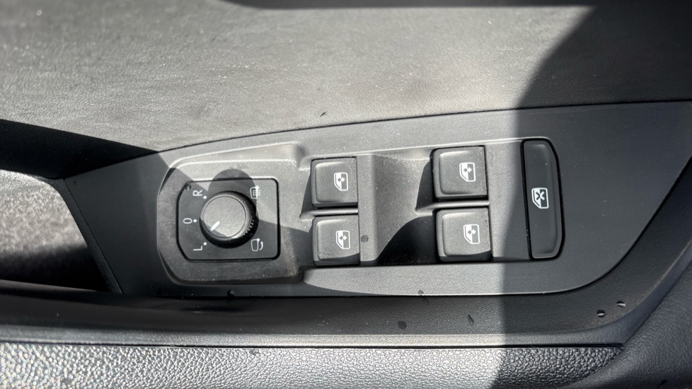 Skoda Kodiaq 1.5 TSI SE L Executive 5dr DSG [7 Seat] Petrol Estate - Image 61