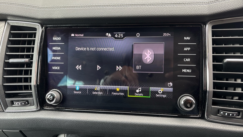 Skoda Kodiaq 1.5 TSI SE L Executive 5dr DSG [7 Seat] Petrol Estate - Image 74