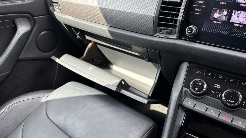 Skoda Kodiaq 1.5 TSI SE L Executive 5dr DSG [7 Seat] Petrol Estate - Image 92