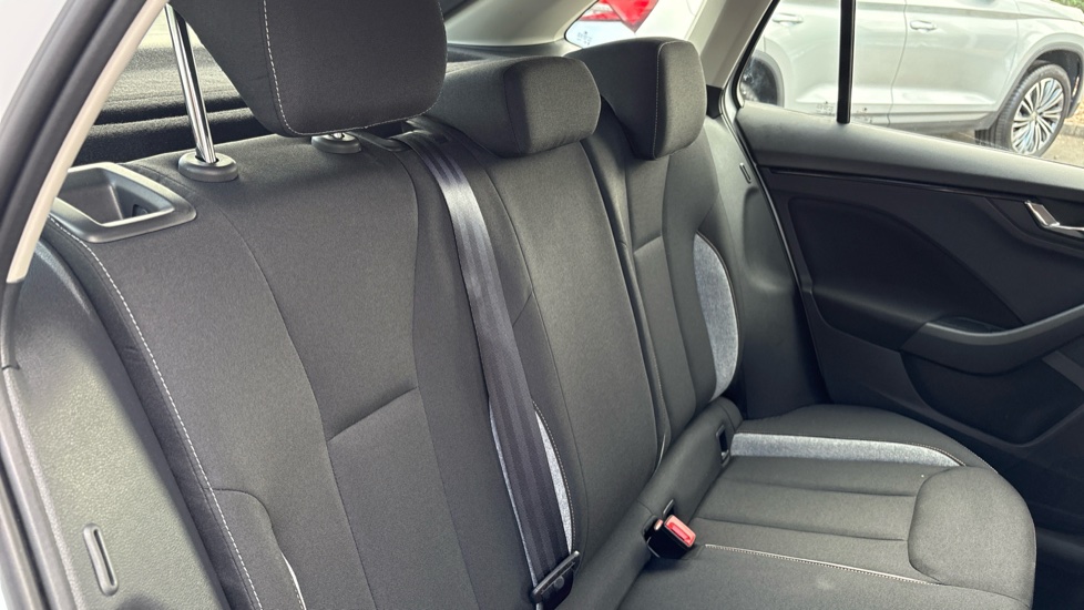 Skoda Scala 1.0 TSI 116 SE Edition 5dr DSG Petrol Hatchback - Image 23
