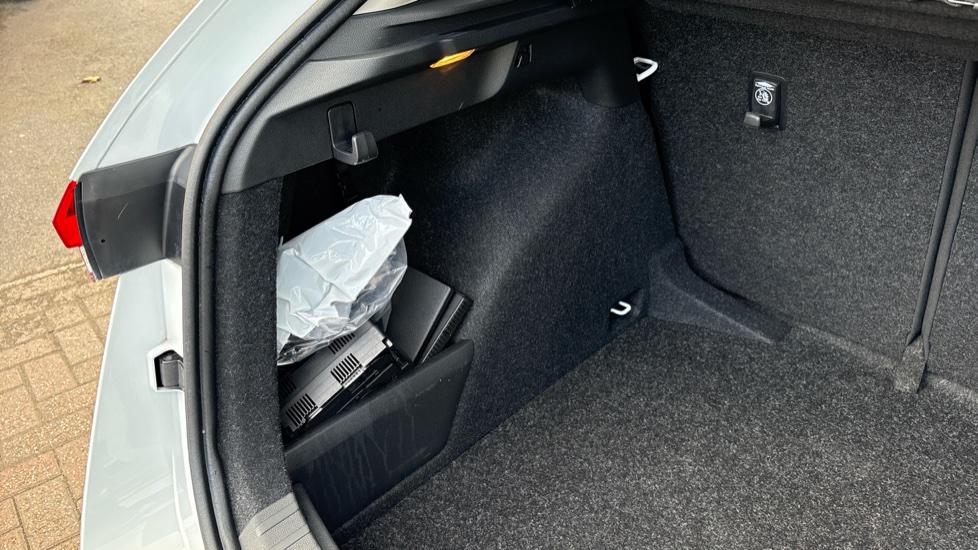 Skoda Scala 1.0 TSI 116 SE Edition 5dr DSG Petrol Hatchback - Image 35