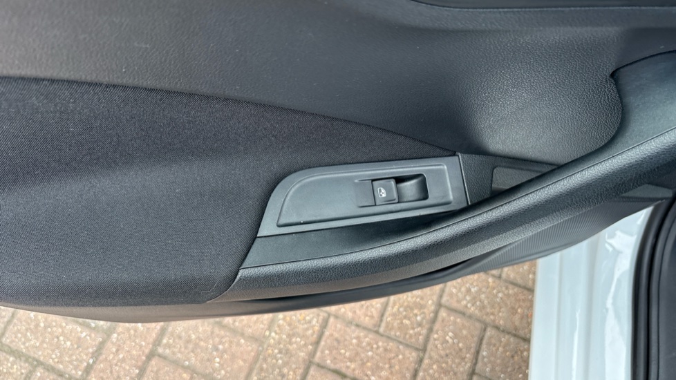 Skoda Scala 1.0 TSI 116 SE Edition 5dr DSG Petrol Hatchback - Image 39