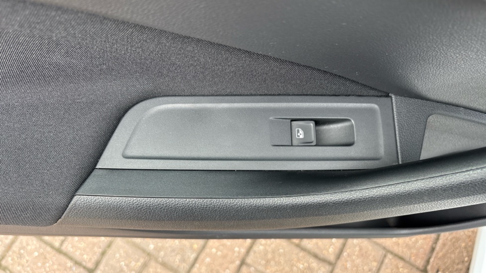 Skoda Scala 1.0 TSI 116 SE Edition 5dr DSG Petrol Hatchback - Image 42