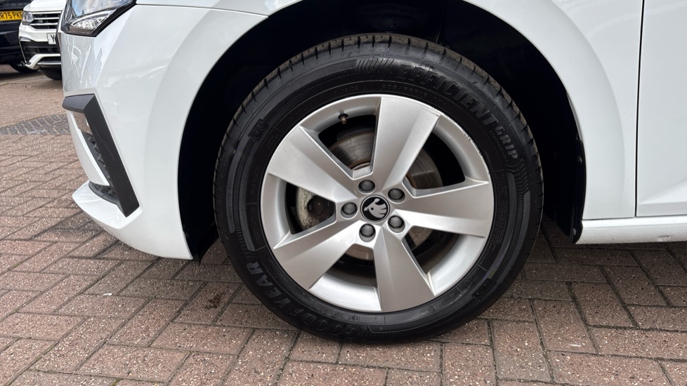 Skoda Scala 1.0 TSI 116 SE Edition 5dr DSG Petrol Hatchback - Image 44