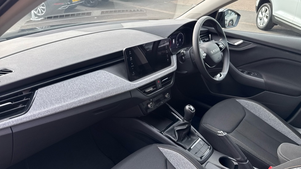 Skoda Scala 1.0 TSI 116 SE Edition 5dr Petrol Hatchback - Image 2