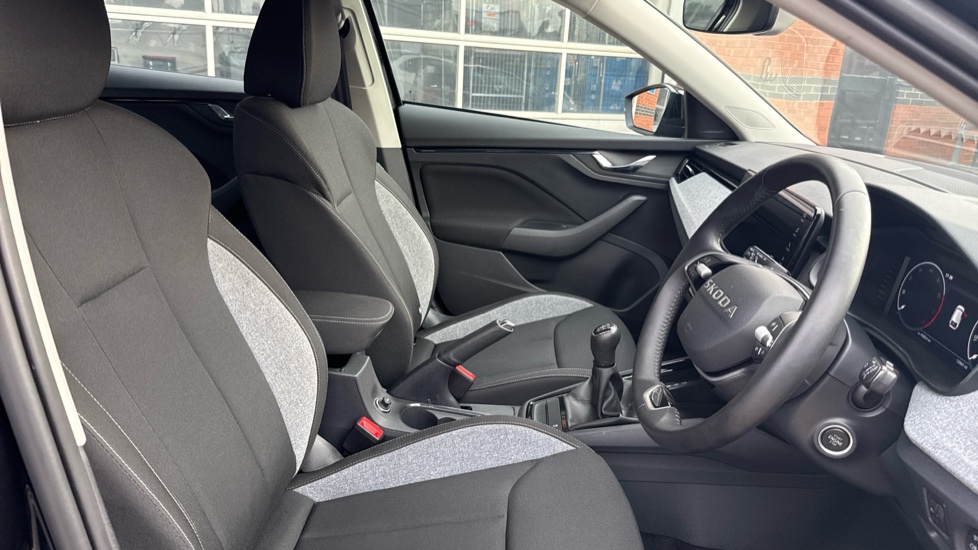 Skoda Scala 1.0 TSI 116 SE Edition 5dr Petrol Hatchback - Image 15