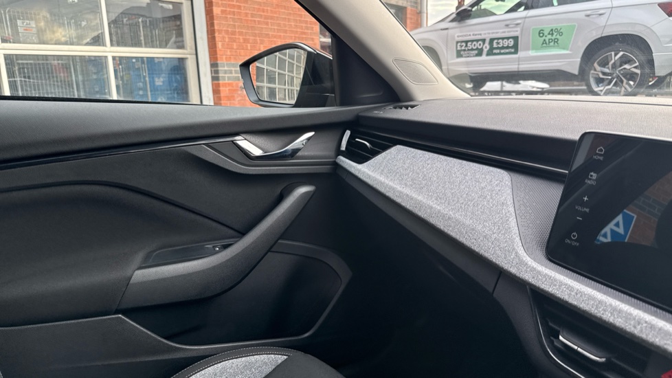 Skoda Scala 1.0 TSI 116 SE Edition 5dr Petrol Hatchback - Image 27