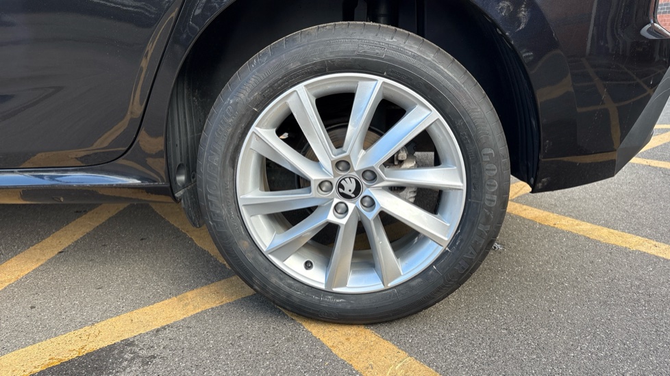 Skoda Kamiq 1.0 TSI SE Edition 5dr Petrol Hatchback - Image 34
