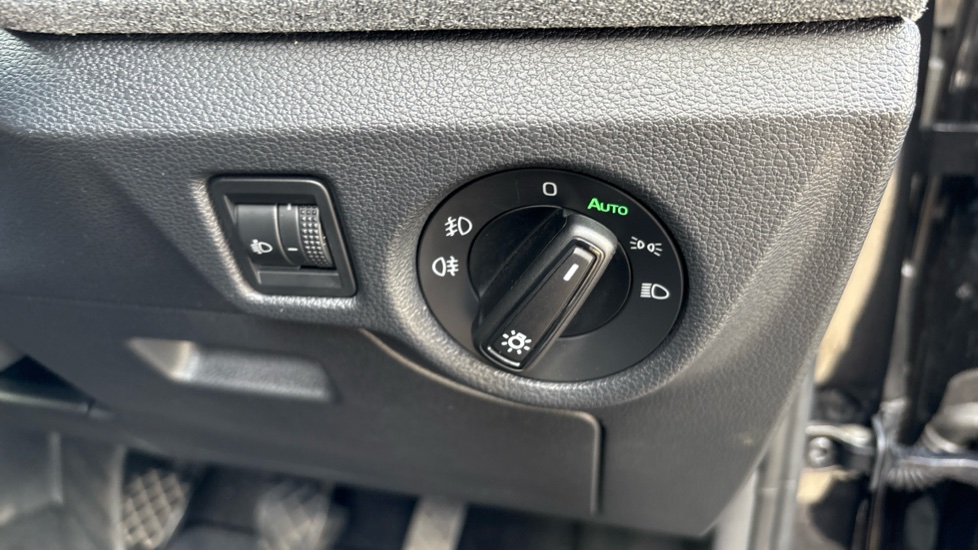 Skoda Kamiq 1.0 TSI SE Edition 5dr Petrol Hatchback - Image 49