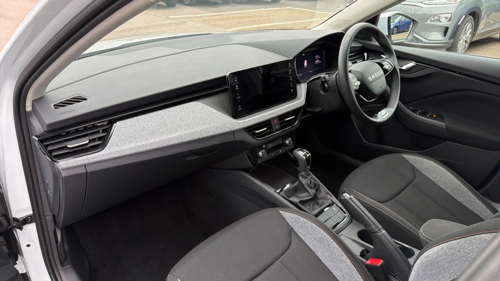 Skoda Scala 1.0 TSI 116 SE Edition 5dr DSG Petrol Hatchback - Image 2