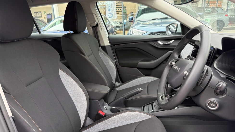 Skoda Scala 1.0 TSI 116 SE Edition 5dr DSG Petrol Hatchback - Image 15