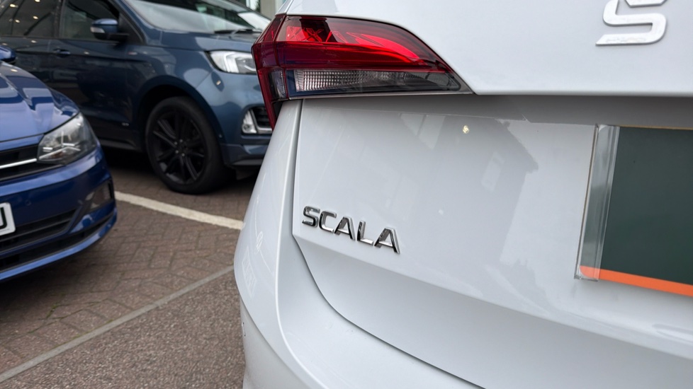 Skoda Scala 1.0 TSI 116 SE Edition 5dr DSG Petrol Hatchback - Image 27