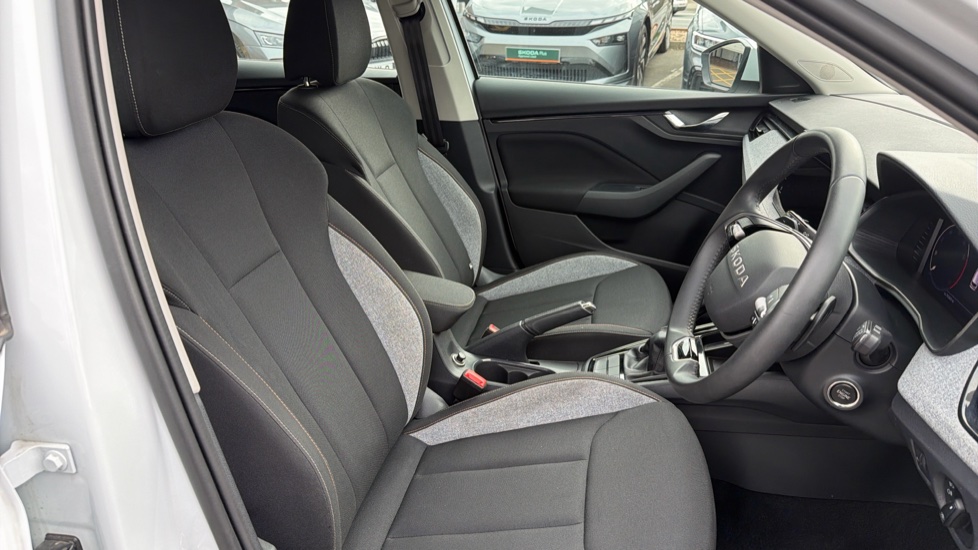 Skoda Kamiq 1.0 TSI SE Edition 5dr DSG Petrol Hatchback - Image 15