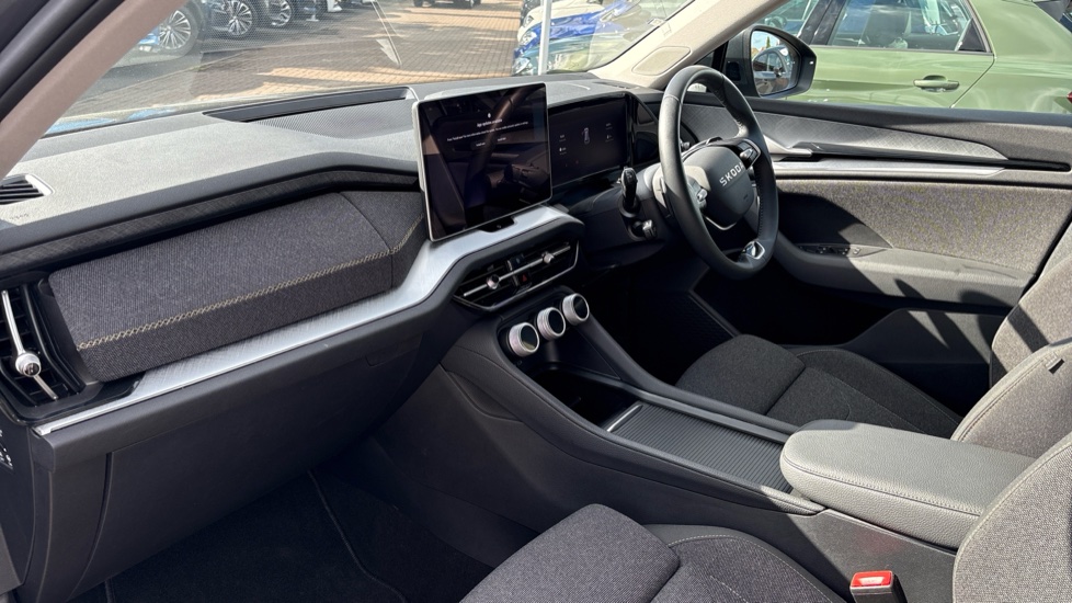 Skoda Kodiaq 2.0 TDI SE 5dr DSG [7 Seat] Diesel Estate - Image 2