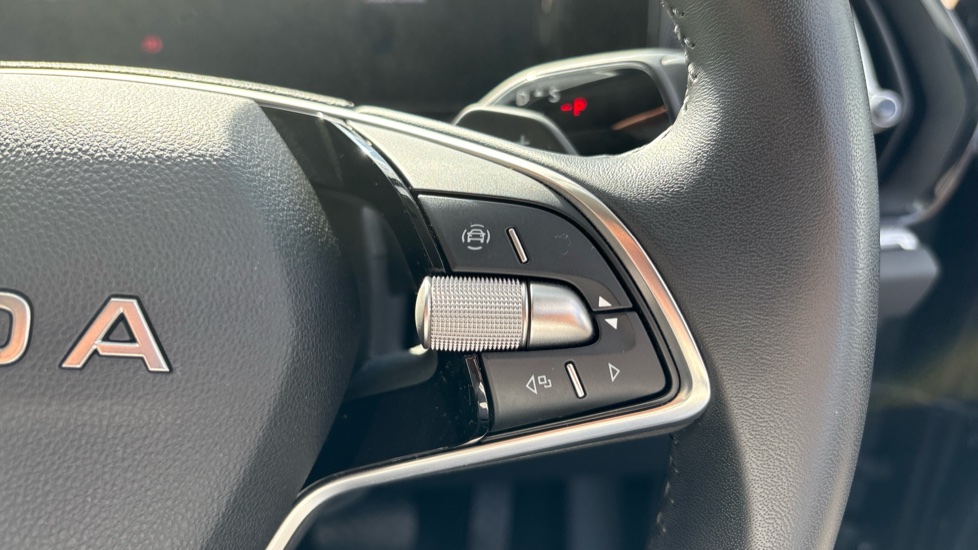 Skoda Kodiaq 2.0 TDI SE 5dr DSG [7 Seat] Diesel Estate - Image 18