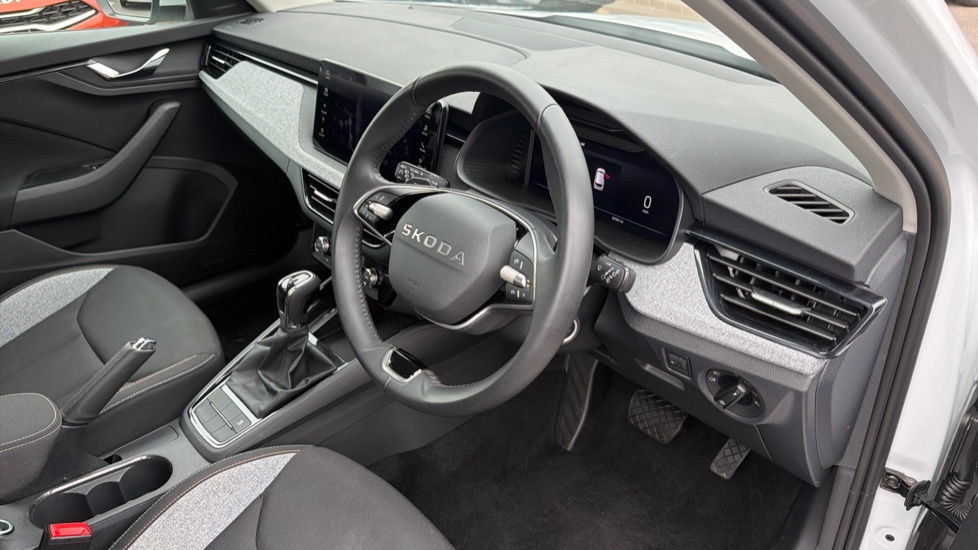 Skoda Kamiq 1.0 TSI SE Edition 5dr DSG Petrol Hatchback - Image 6