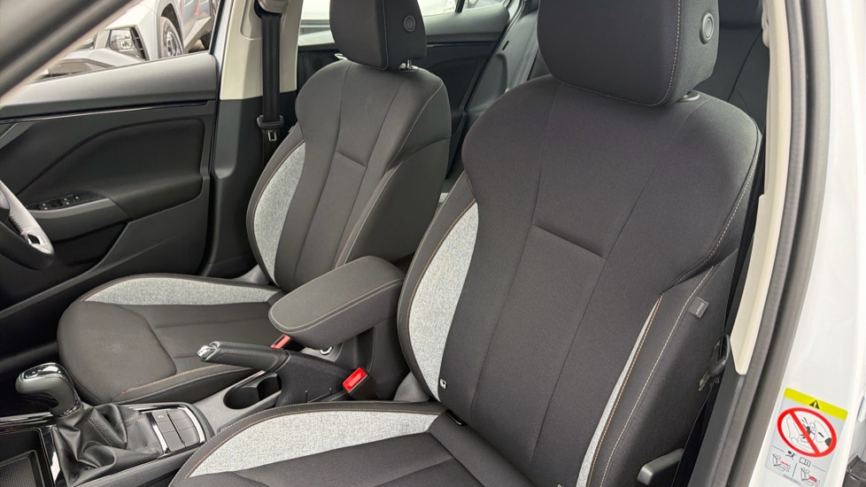 Skoda Kamiq 1.0 TSI SE Edition 5dr DSG Petrol Hatchback - Image 35