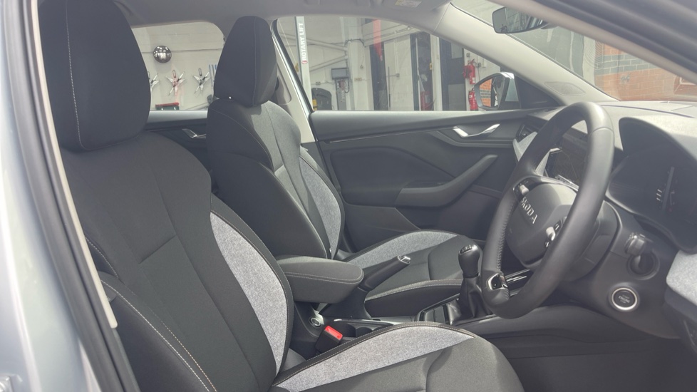 Skoda Scala 1.0 TSI 116 SE Edition 5dr Petrol Hatchback - Image 15