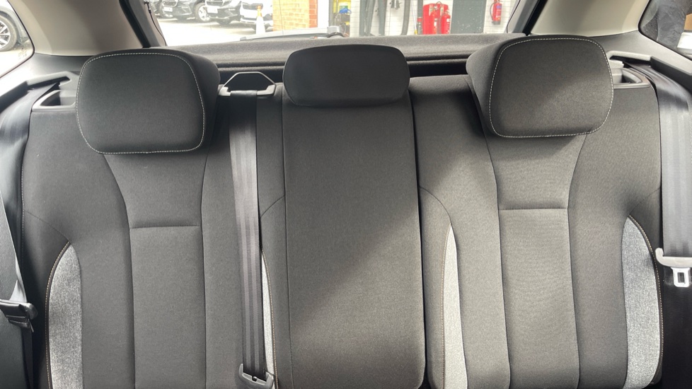 Skoda Scala 1.0 TSI 116 SE Edition 5dr Petrol Hatchback - Image 16