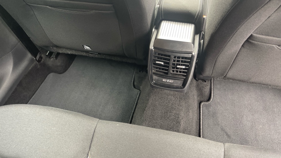 Skoda Scala 1.0 TSI 116 SE Edition 5dr Petrol Hatchback - Image 32