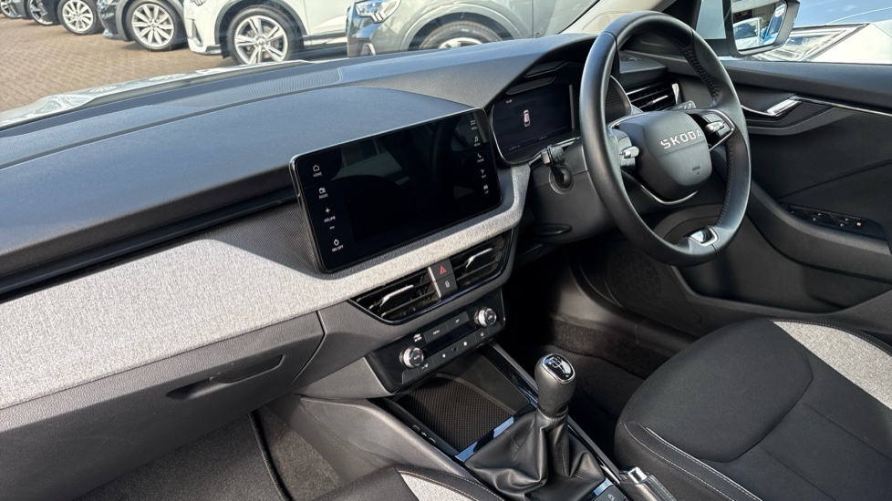 Skoda Kamiq 1.0 TSI SE Edition 5dr Petrol Hatchback - Image 2