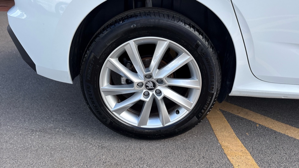 Skoda Kamiq 1.0 TSI SE Edition 5dr Petrol Hatchback - Image 22