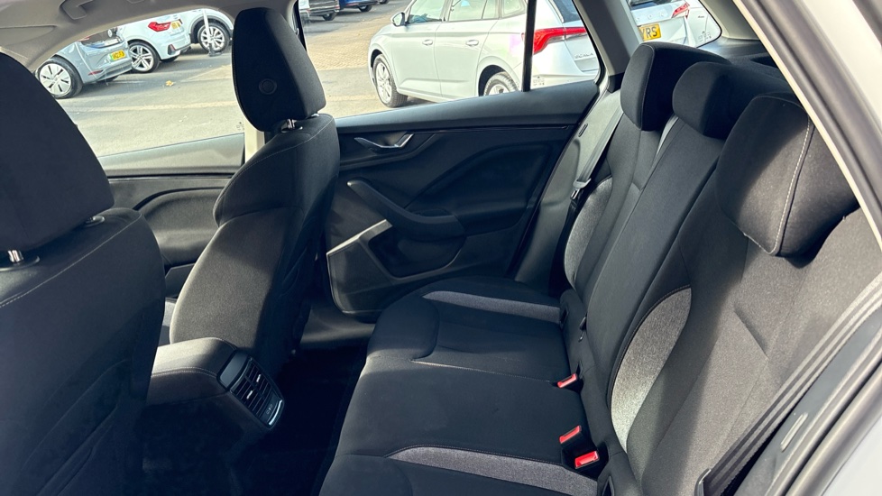 Skoda Kamiq 1.0 TSI SE Edition 5dr Petrol Hatchback - Image 31