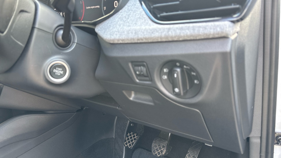 Skoda Kamiq 1.0 TSI SE Edition 5dr Petrol Hatchback - Image 44