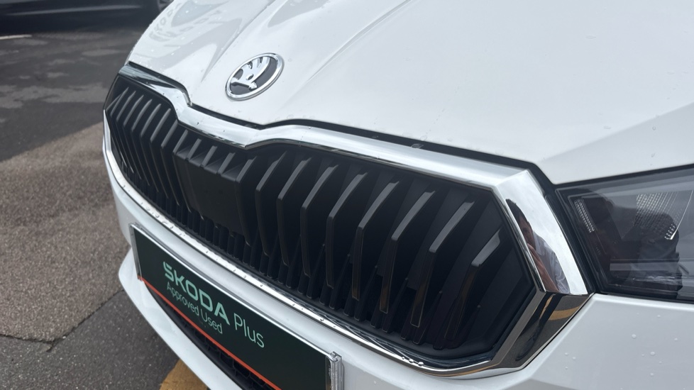 Skoda Fabia 1.0 TSI 110 Colour Edition 5dr Petrol Hatchback - Image 40