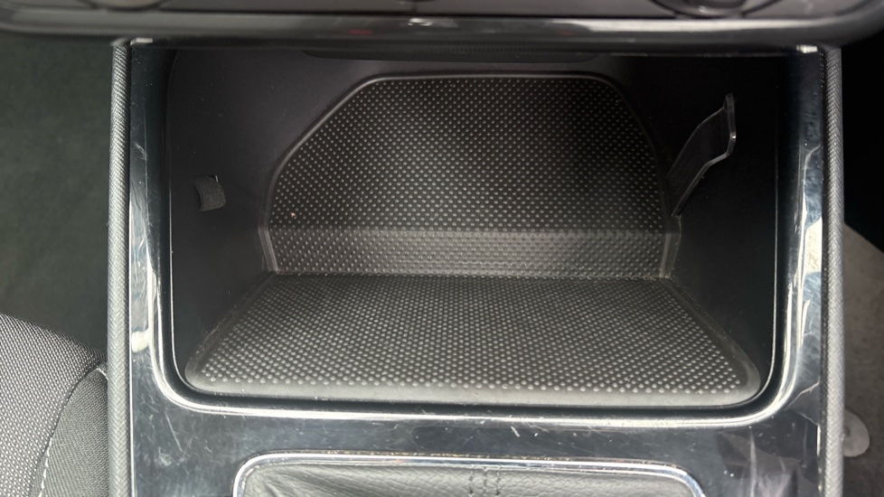 Skoda Fabia 1.0 TSI 110 Colour Edition 5dr Petrol Hatchback - Image 59