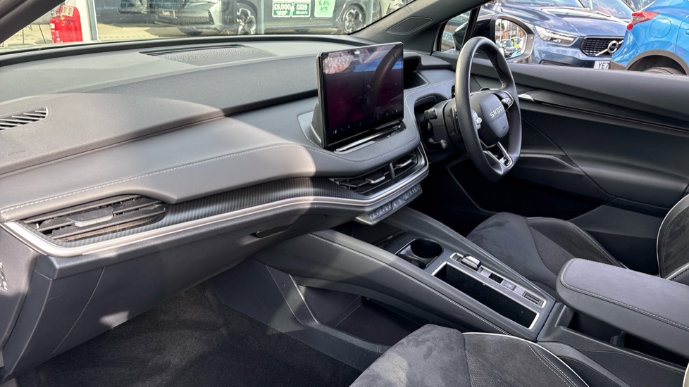 Skoda Elroq 210kW 85 SportLine 82kWh 5dr Auto Electric Estate - Image 2