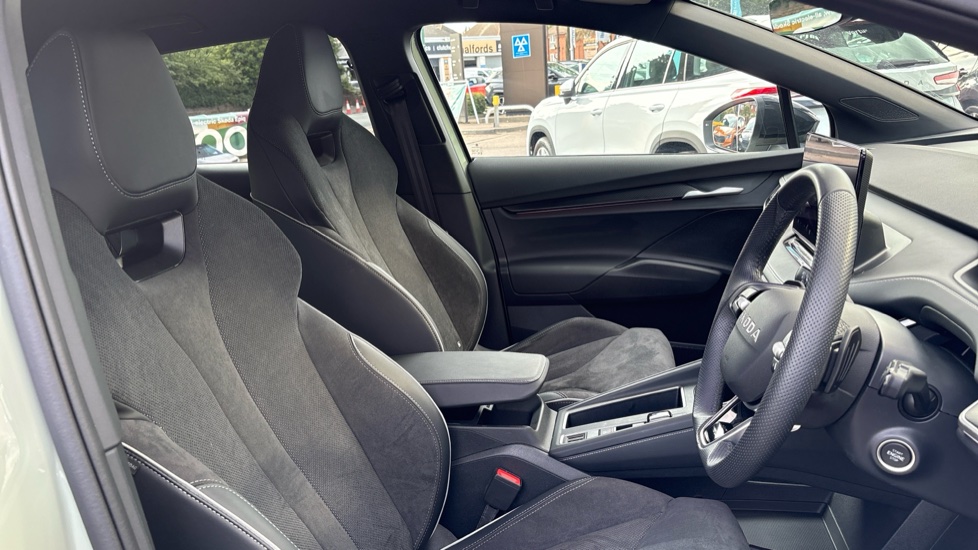 Skoda Elroq 210kW 85 SportLine 82kWh 5dr Auto Electric Estate - Image 15