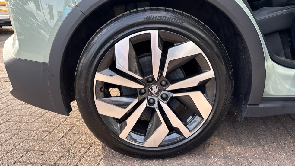Skoda Elroq 210kW 85 SportLine 82kWh 5dr Auto Electric Estate - Image 23