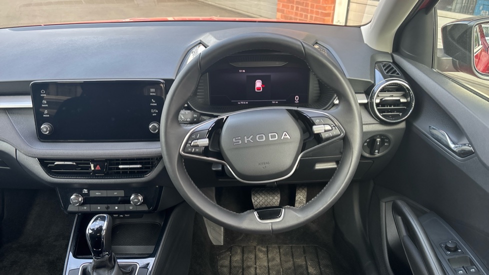 Skoda Fabia 1.0 TSI 116 Design Edition 5dr DSG Petrol Hatchback - Image 10