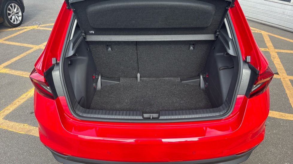 Skoda Fabia 1.0 TSI 116 Design Edition 5dr DSG Petrol Hatchback - Image 20