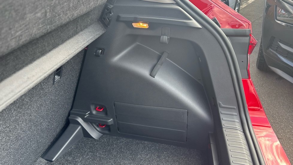 Skoda Fabia 1.0 TSI 116 Design Edition 5dr DSG Petrol Hatchback - Image 25