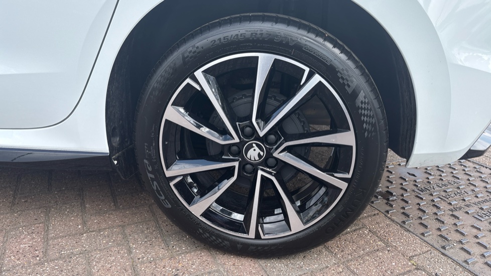 Skoda Fabia 1.0 TSI 116 Monte Carlo Edition 5dr Petrol Hatchback - Image 32
