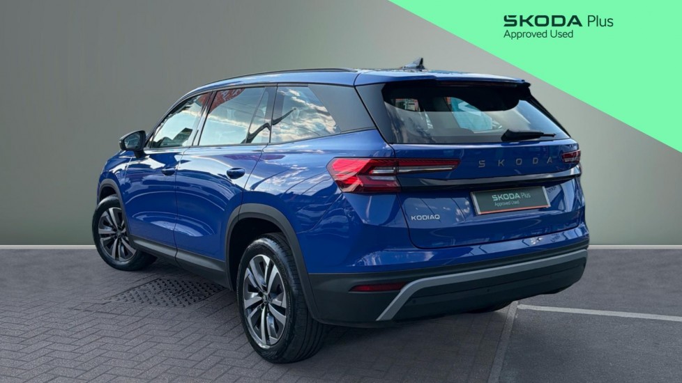 Skoda Kodiaq 2.0 TDI SE 5dr DSG [7 Seat] Diesel Estate - Image 3