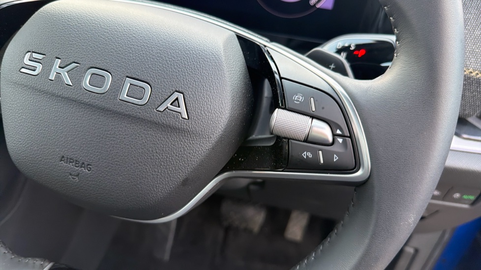 Skoda Kodiaq 2.0 TDI SE 5dr DSG [7 Seat] Diesel Estate - Image 18