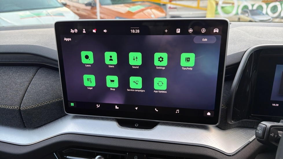 Skoda Kodiaq 2.0 TDI SE 5dr DSG [7 Seat] Diesel Estate - Image 31