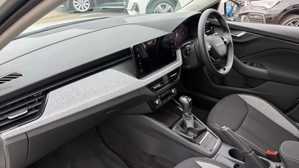 Skoda Scala 1.0 TSI 116 SE Edition 5dr DSG Petrol Hatchback - Image 2