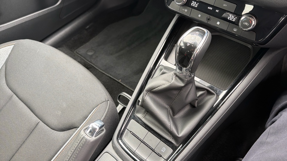 Skoda Scala 1.0 TSI 116 SE Edition 5dr DSG Petrol Hatchback - Image 14