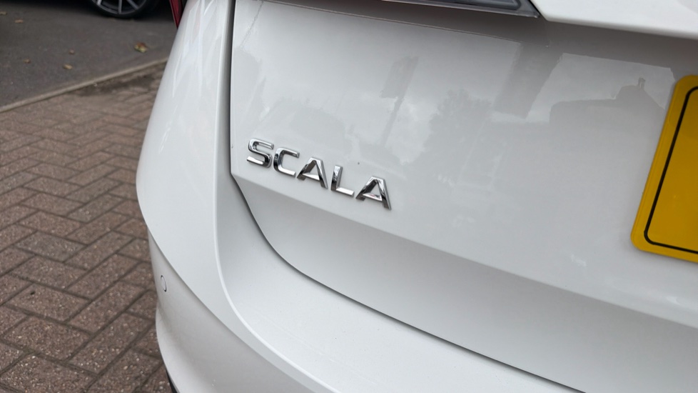 Skoda Scala 1.0 TSI 116 SE Edition 5dr DSG Petrol Hatchback - Image 26