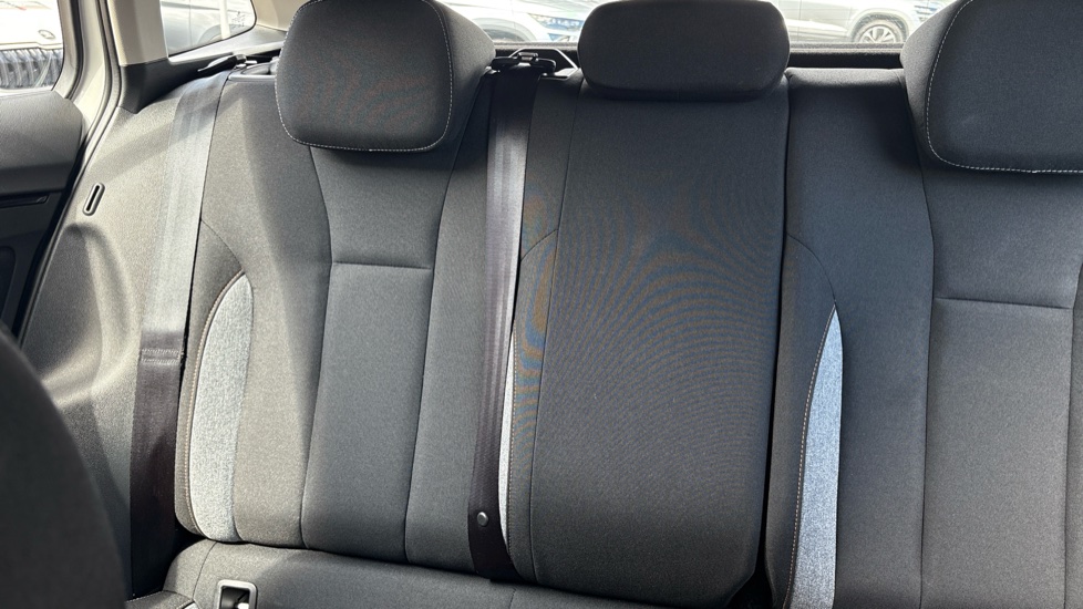 Skoda Scala 1.0 TSI 116 SE Edition 5dr Petrol Hatchback - Image 16