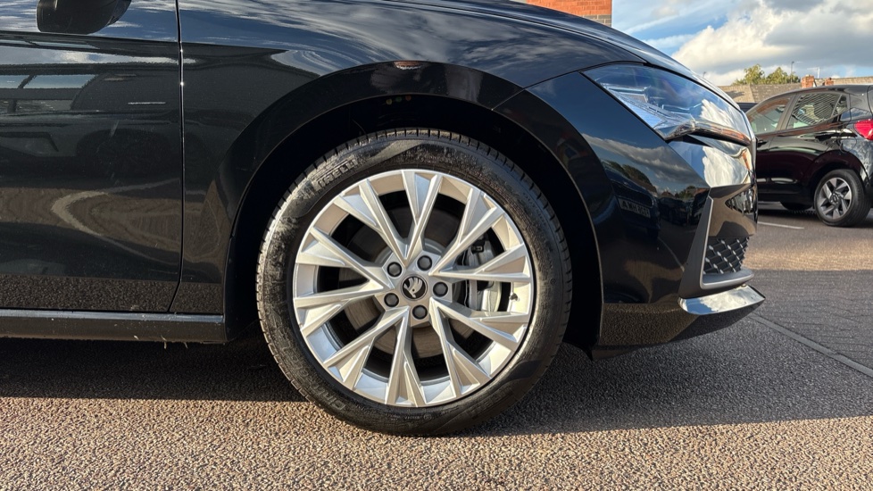 Skoda Superb 1.5 TSI iV SE L DSG 5dr Estate - Image 5