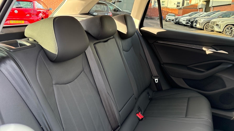 Skoda Superb 1.5 TSI iV SE L DSG 5dr Estate - Image 24