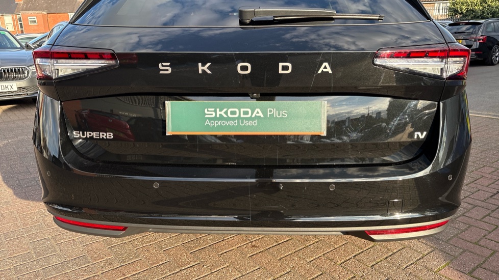 Skoda Superb 1.5 TSI iV SE L DSG 5dr Estate - Image 40